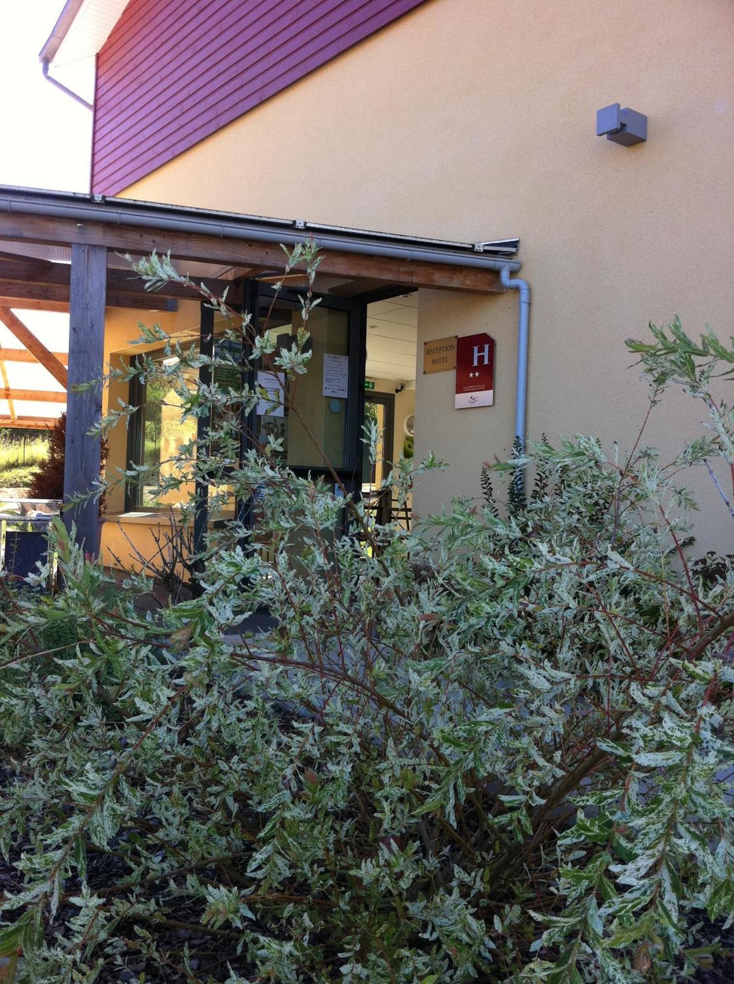 Fasthotel Le Rale Des Genets - Un Hotel Fh Collection Dun-sur-Meuse Exterior foto
